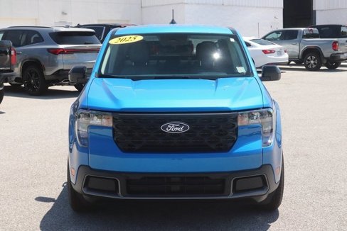 New 2025 Ford Maverick XLT w/ XLT Luxury Package image 2