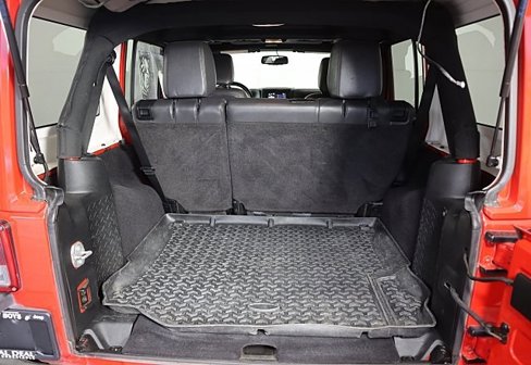 Used 2017 Jeep Wrangler Unlimited Sahara w/ Max Tow Package image 8