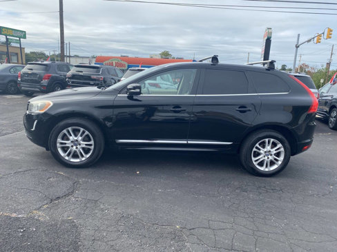 Used 2015 Volvo XC60 T5 w/ Proximity Package image 3