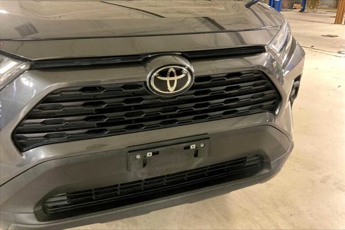 Used 2022 Toyota RAV4 XLE Premium image 30