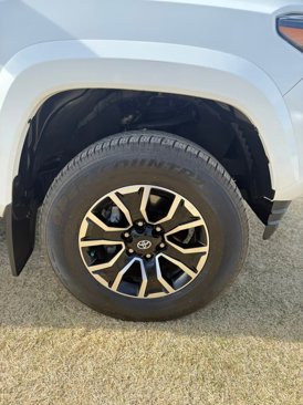 Used 2023 Toyota Tacoma TRD Sport image 34