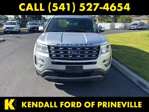 Used 2017 Ford Explorer Limited image 3