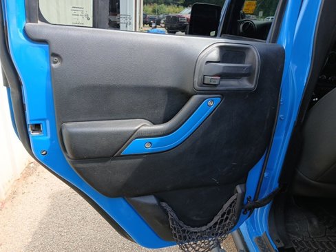 Used 2012 Jeep Wrangler Unlimited Sport image 25