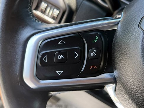 Used 2018 Jeep Wrangler Unlimited Sahara w/ Dual Top Group image 16