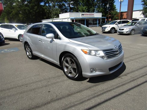 Used 2010 Toyota Venza AWD image 10