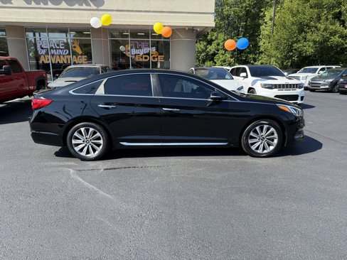 Used 2017 Hyundai Sonata Sport w/ Value Edition Package 02 image 8