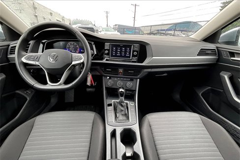 Used 2024 Volkswagen Jetta S image 14