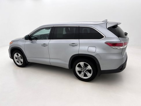 Used 2016 Toyota Highlander Limited image 10