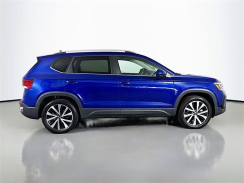 Used 2022 Volkswagen Taos SE image 8