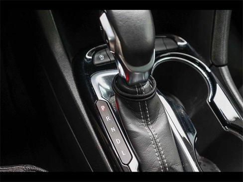 Used 2020 Buick Encore GX Select image 23