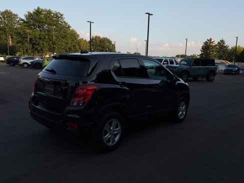 Used 2021 Chevrolet Trax LS w/ Tint and Cruise Package image 4