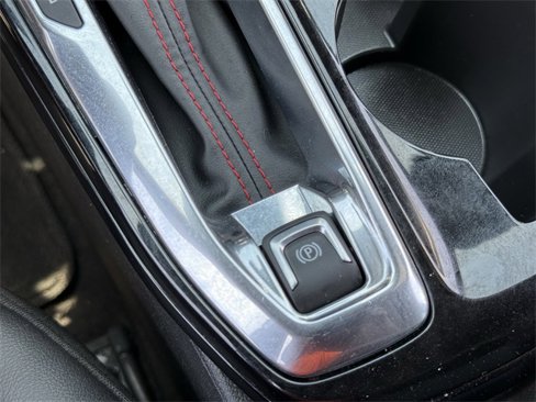 Used 2024 Chevrolet Trax RS w/ Sunroof Package image 18