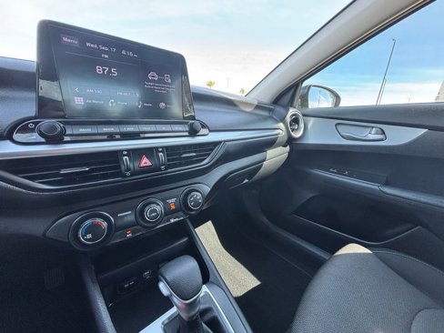Used 2023 Kia Forte LXS image 35