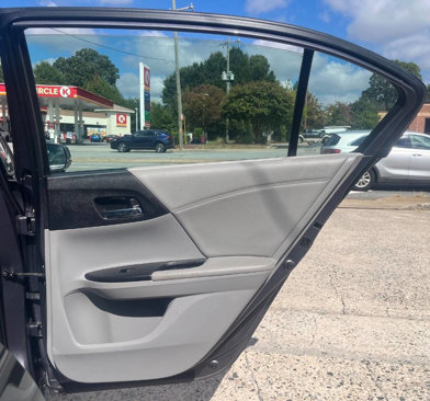 Used 2015 Honda Accord EX image 13