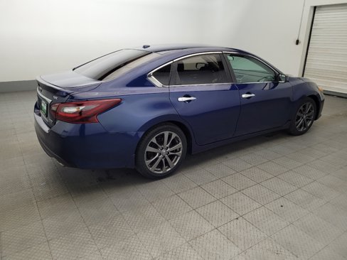 Used 2018 Nissan Altima 2.5 SR w/ SR Special Edition image 10