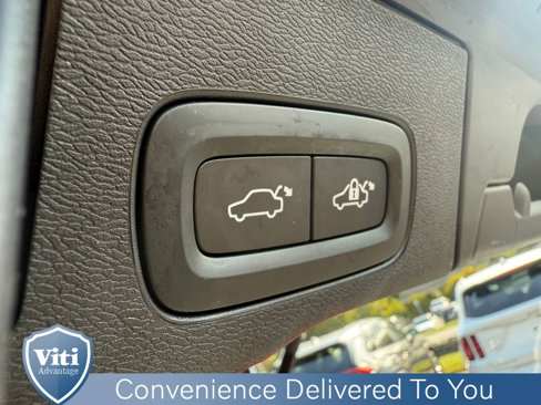 Certified 2023 Volvo XC60 B5 Plus image 25
