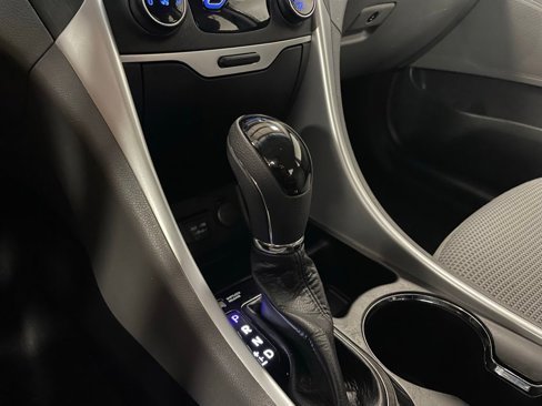 Used 2011 Hyundai Sonata GLS image 19