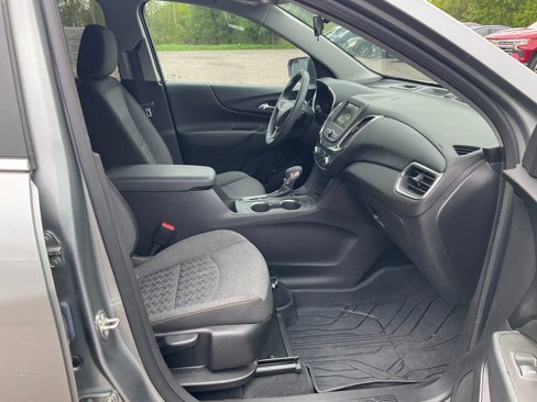 Used 2023 Chevrolet Equinox LT image 17