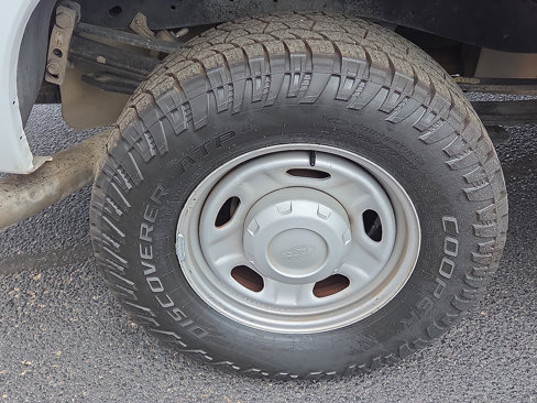 Used 2015 Ford F250 XL w/ Power Equipment Group image 6