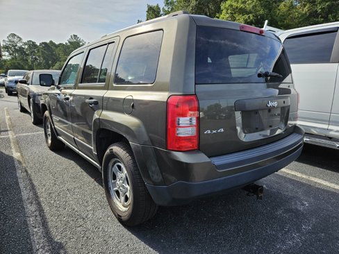 Used 2016 Jeep Patriot Sport image 6