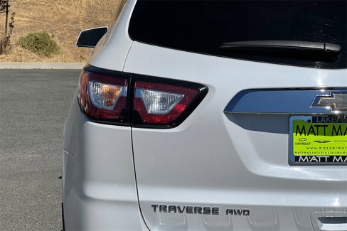 Used 2017 Chevrolet Traverse Premier image 11