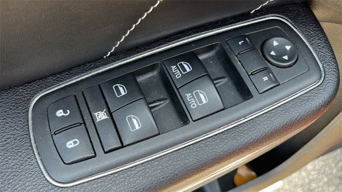 Used 2011 Dodge Charger R/T image 12