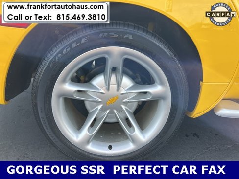 Used 2003 Chevrolet SSR w/ Preferred Equipment Group image 29