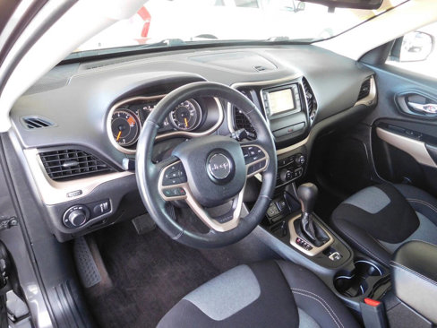 Used 2017 Jeep Cherokee Sport w/ Cold Weather Group image 16