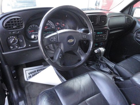 Used 2008 Chevrolet TrailBlazer LT w/ Sun And Sound Package image 6