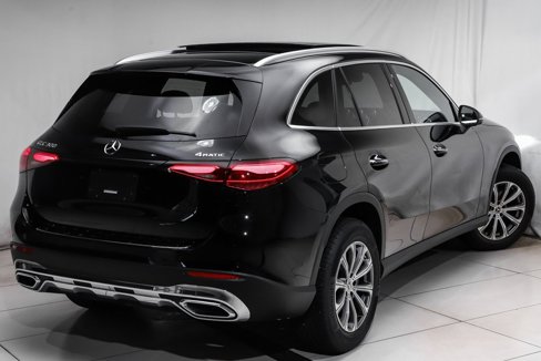 New 2025 Mercedes-Benz GLC 300 4MATIC image 3
