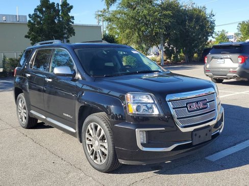Used 2017 GMC Terrain Denali image 9