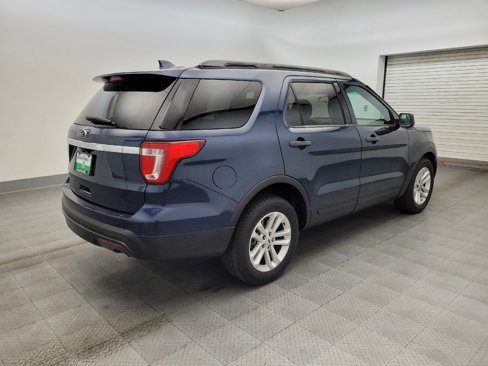 Used 2017 Ford Explorer FWD image 9