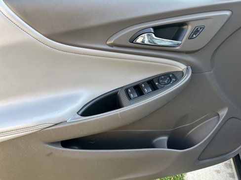 Used 2019 Chevrolet Malibu LT w/ Leather Package image 15