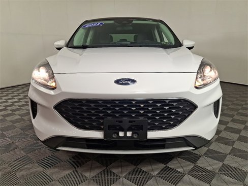 Used 2021 Ford Escape SE image 5
