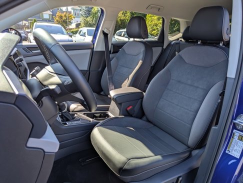 Certified 2022 Volkswagen Taos SE image 25