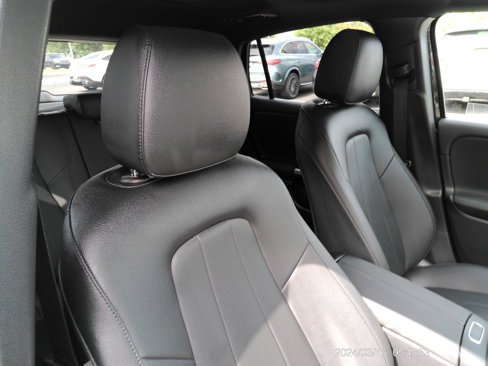 Certified 2024 Mercedes-Benz GLA 250 image 29