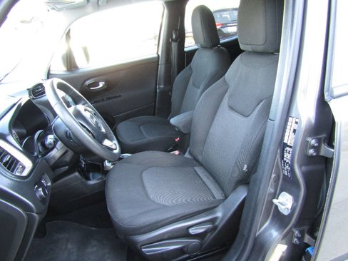 Used 2016 Jeep Renegade Sport w/ Power & Air Group image 10