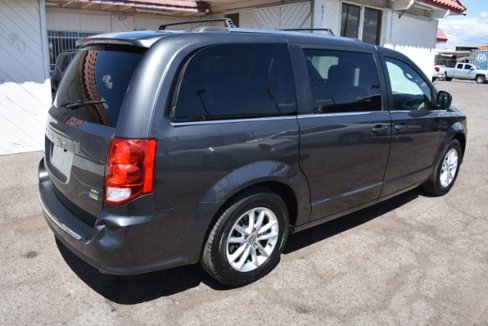 Used 2019 Dodge Grand Caravan SXT image 8