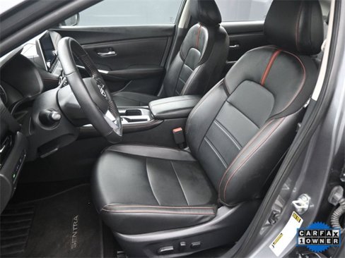 Used 2025 Nissan Sentra SR w/ SR Premium Package image 2