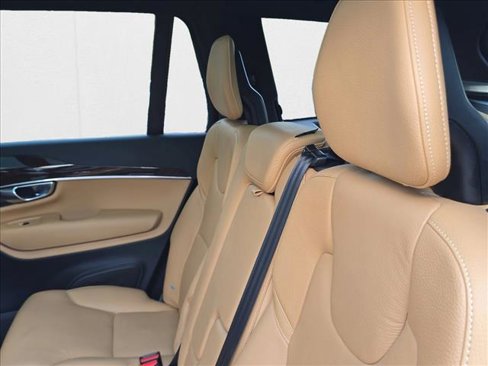 Used 2019 Volvo XC90 T6 Momentum image 19