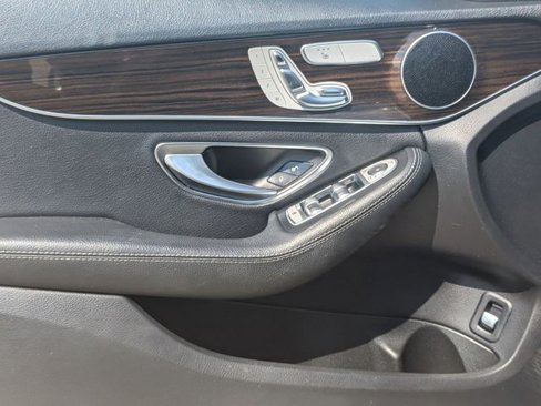 Used 2019 Mercedes-Benz C 300 4MATIC Sedan image 14
