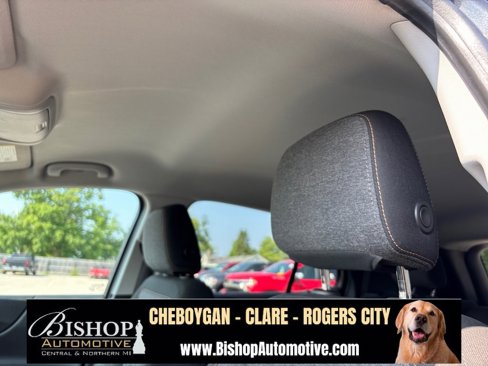 Used 2022 Chevrolet Equinox LT image 17
