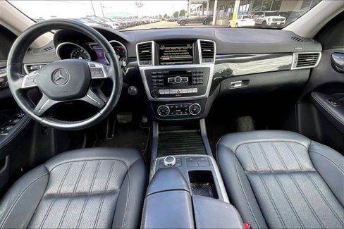 Used 2016 Mercedes-Benz GL 320 BlueTEC 4MATIC image 5