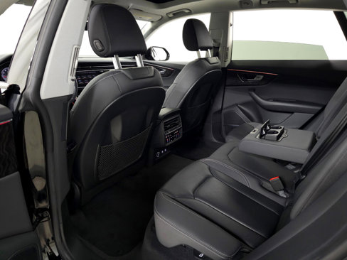 Used 2019 Audi Q8 Premium Plus w/ Premium Plus image 35