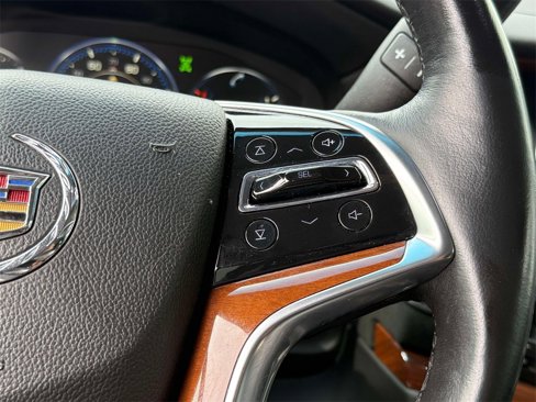 Used 2015 Cadillac Escalade Premium image 33