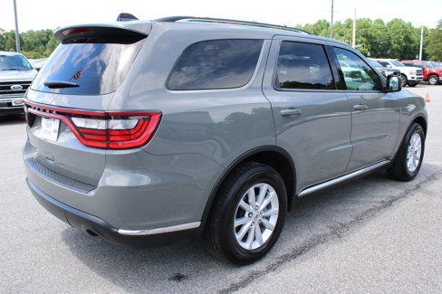Used 2023 Dodge Durango SXT image 6