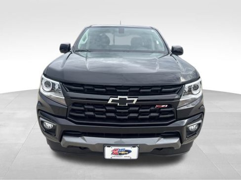Certified 2021 Chevrolet Colorado Z71 w/ Z71 Midnight Edition image 9