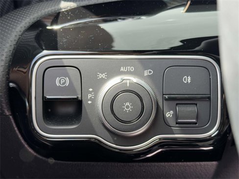 Certified 2025 Mercedes-Benz CLA 250 4MATIC image 20