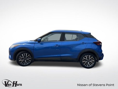 Used 2022 Nissan Kicks SV image 10