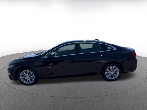 Used 2023 Chevrolet Malibu LT w/ Driver Confidence Package image 9